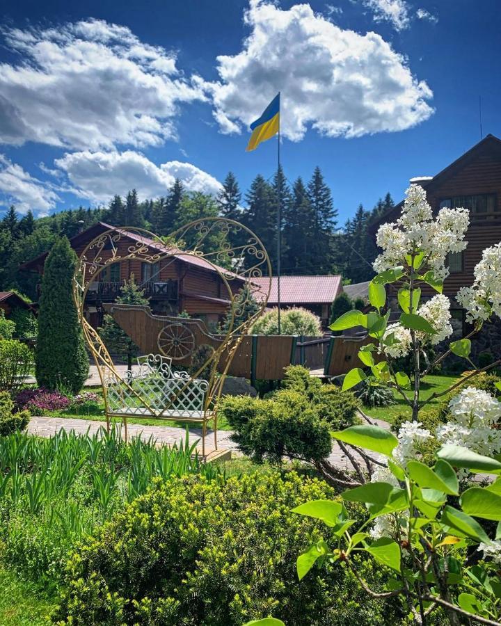 Готель Жди ня Єво instagram zhdenievo hotel Zhdeniievo Buitenkant foto