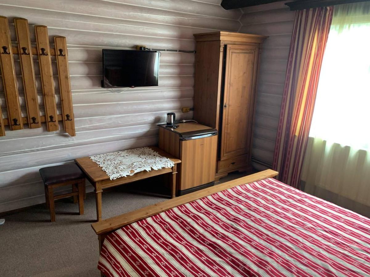 Готель Жди ня Єво instagram zhdenievo hotel Zhdeniievo Buitenkant foto
