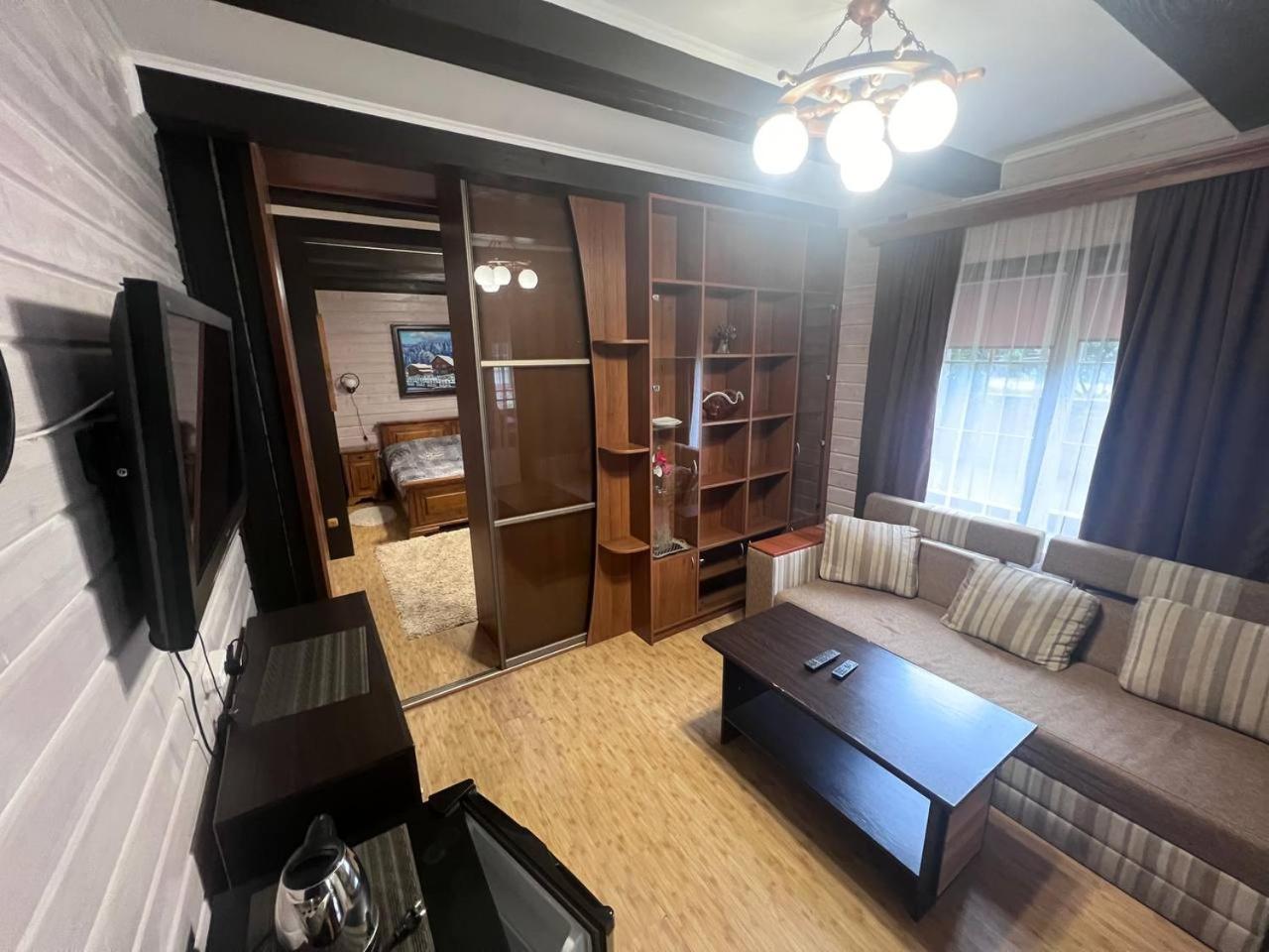 Готель Жди ня Єво instagram zhdenievo hotel Zhdeniievo Buitenkant foto
